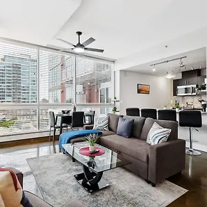 Holiday home Upscale 2br - King Bed - Stunning Views, Calgary