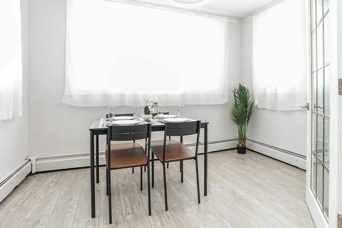 Apartment New Cozy 2 Bedrooms Condo W Parking Calgary